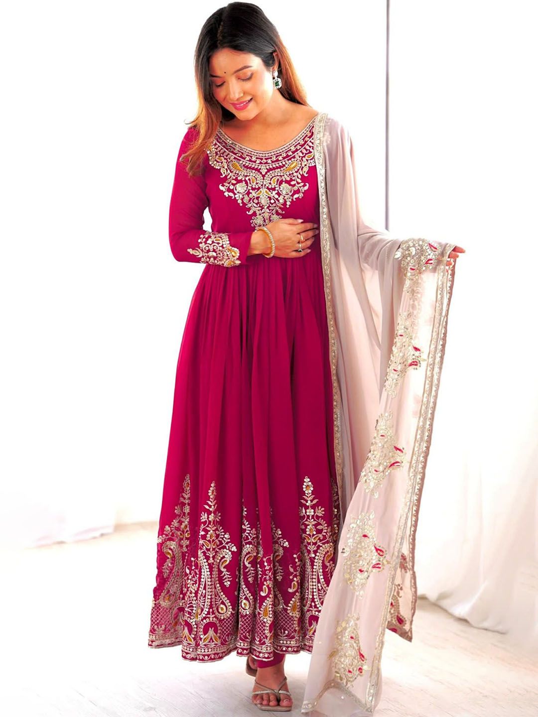 krisha fashion Women Ethnic Motifs Embroidered Regular Sequinned Kurta Set With Dupatta-picture-11