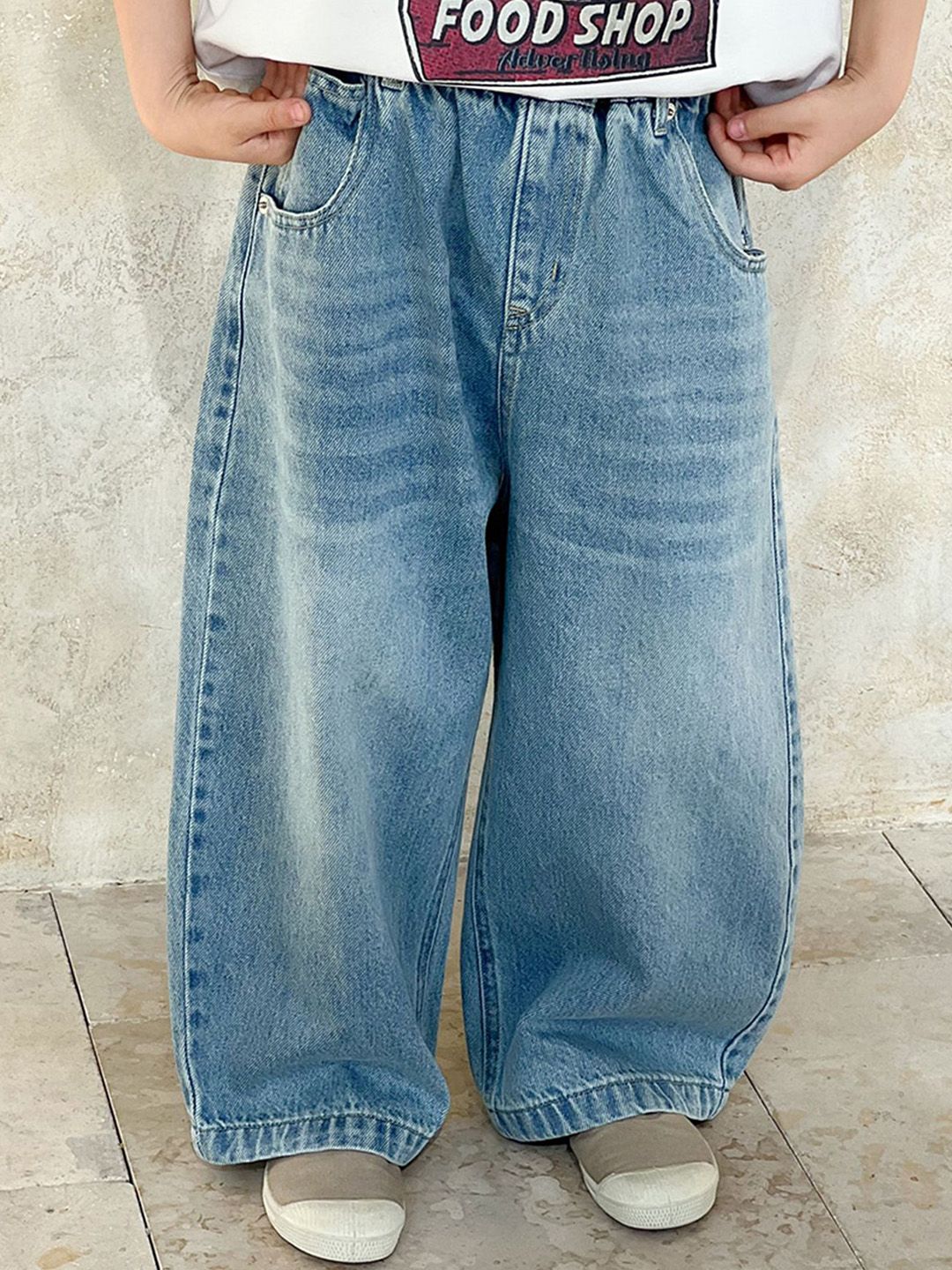 LULU & SKY Unisex Kids High-Rise Low Distress Light Fade Jeans