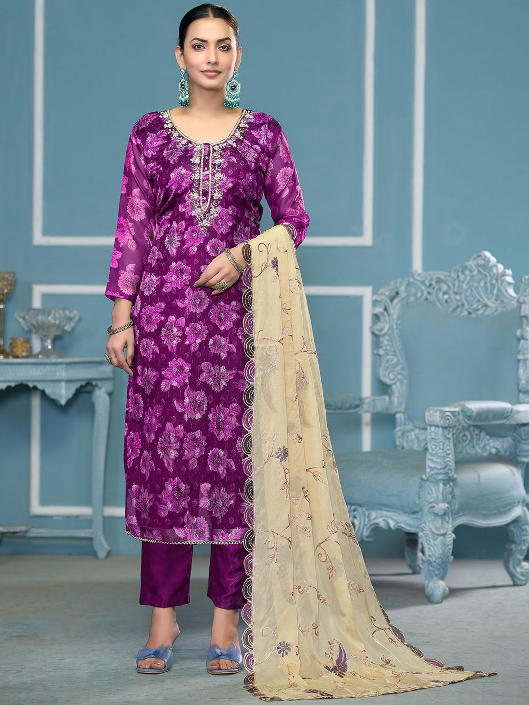 Maroosh Floral Printed Unstitched Dress Material-picture-7