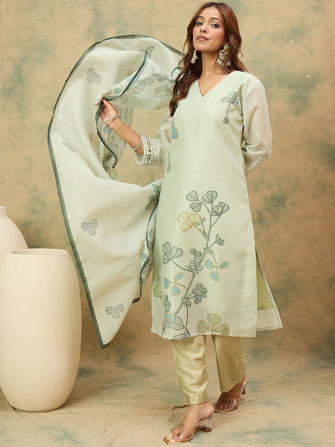 Varanga Floral Printed V-Neck Chanderi Silk Kurta With Trousers & Dupatta