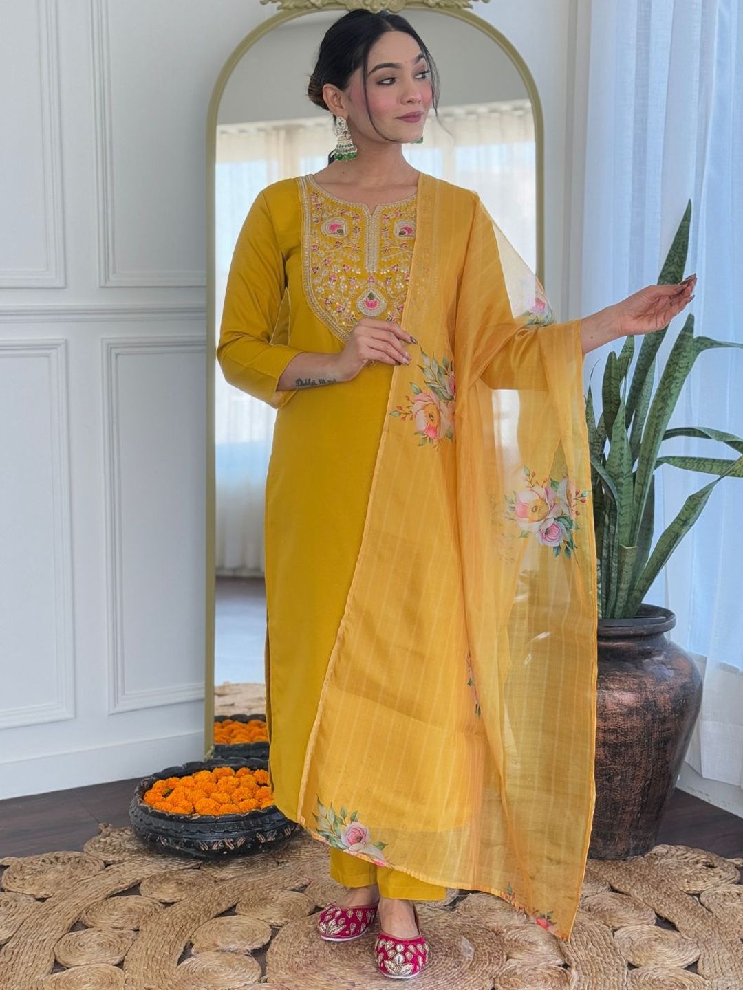 ZAIERRA Women Ethnic Motifs Embroidered Regular Sequinned Kurta With Trousers & Dupatta