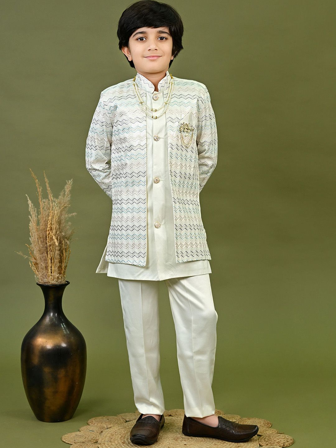 BT DEZINES Boys Embroidered Sequined Sherwani Set-picture-43
