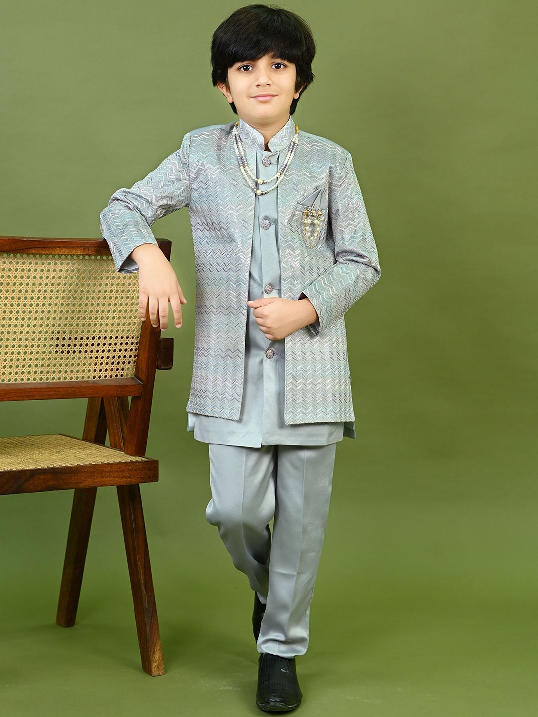 BT DEZINES Boys Embroidered Sequined Sherwani Set-picture-36
