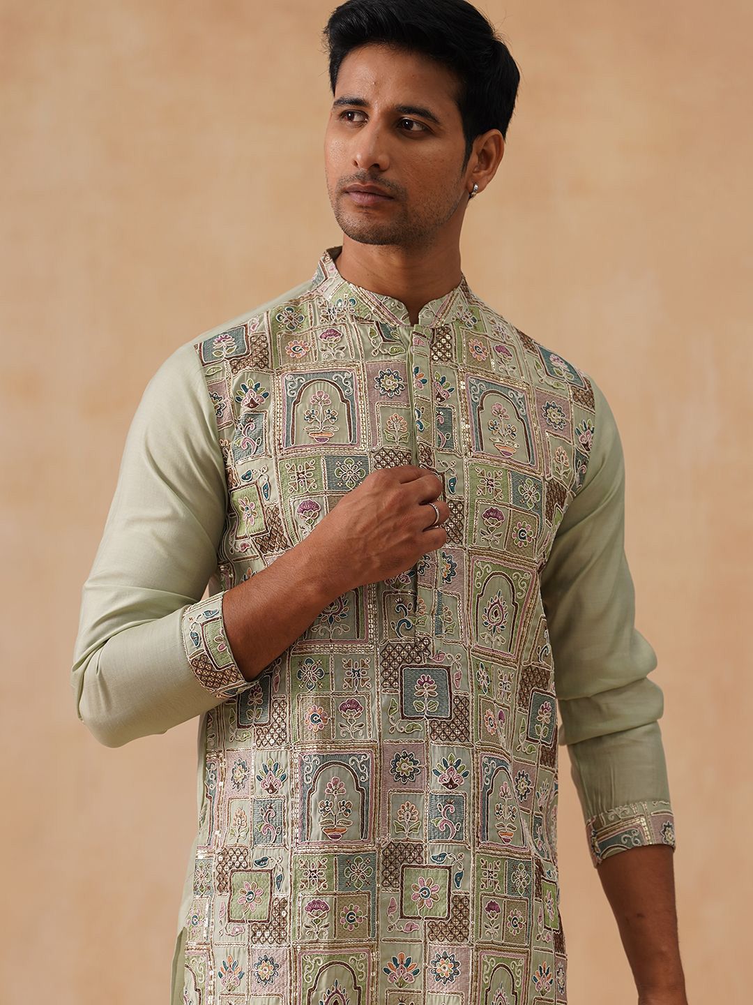 Jompers Men Floral Embroidered Chikankari Kurta-picture-31