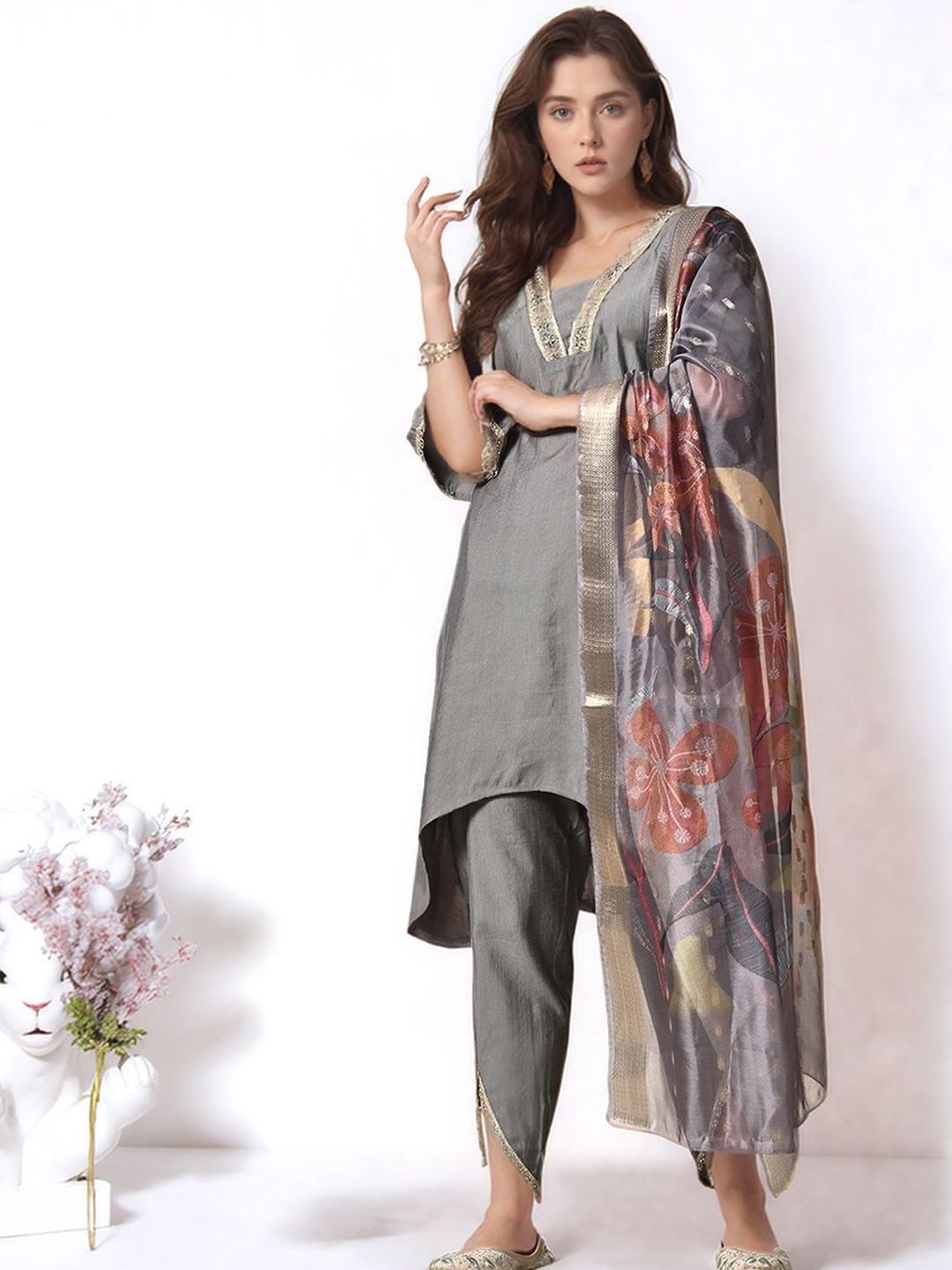 HERE&NOW Floral Yoke Design V-Neck Zari A-Line Kurta With Dhoti Pants And Dupatta-picture-12