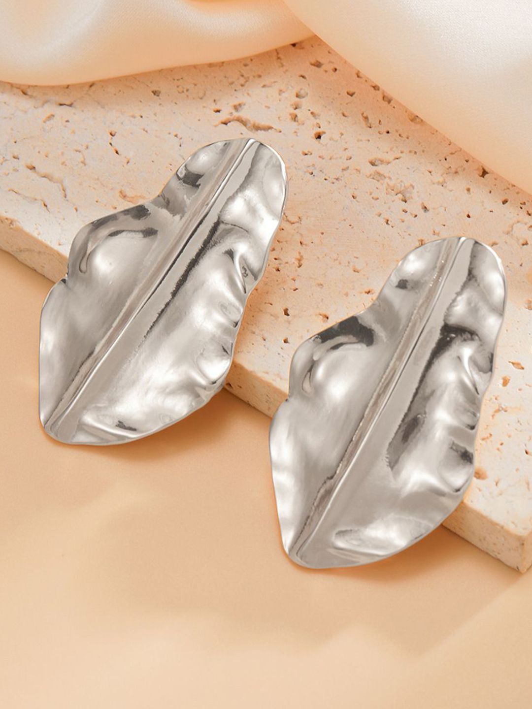 StyleCast x Revolte Silver-Plated Geometric Drop Earrings-picture-23