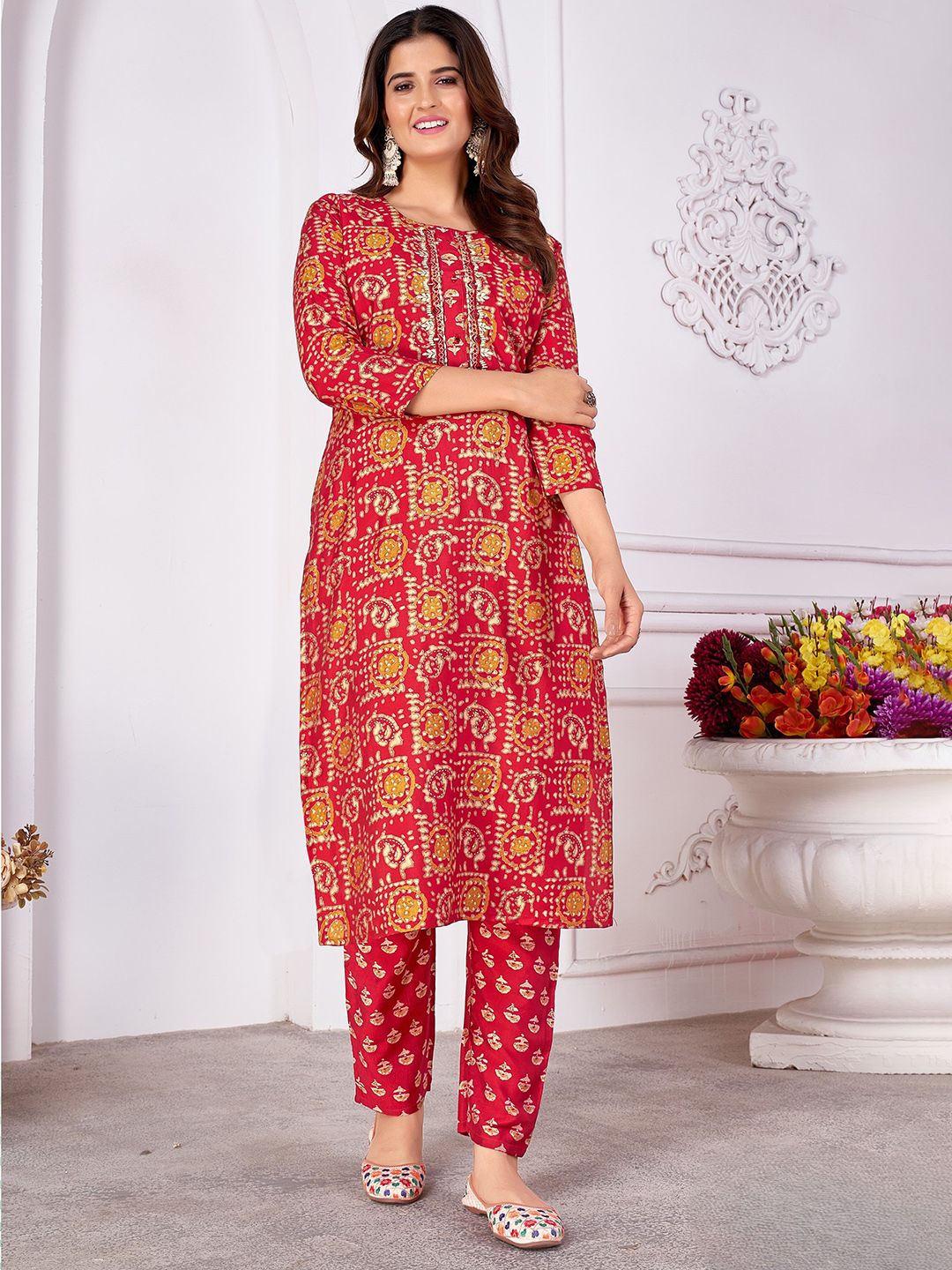 DIVASTRI Women Ethnic Motifs Printed Regular Thread Work Kurta with Trousers-picture-34