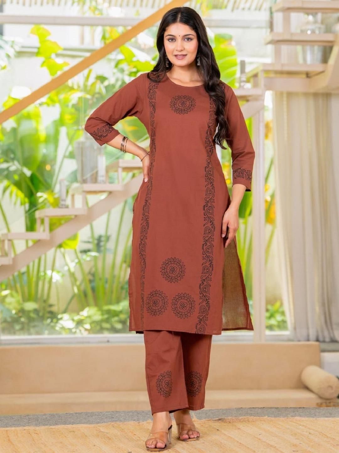 Aasira Ethnic Motifs Printed Round Neck Pure Cotton Straight Kurta With Trousers
