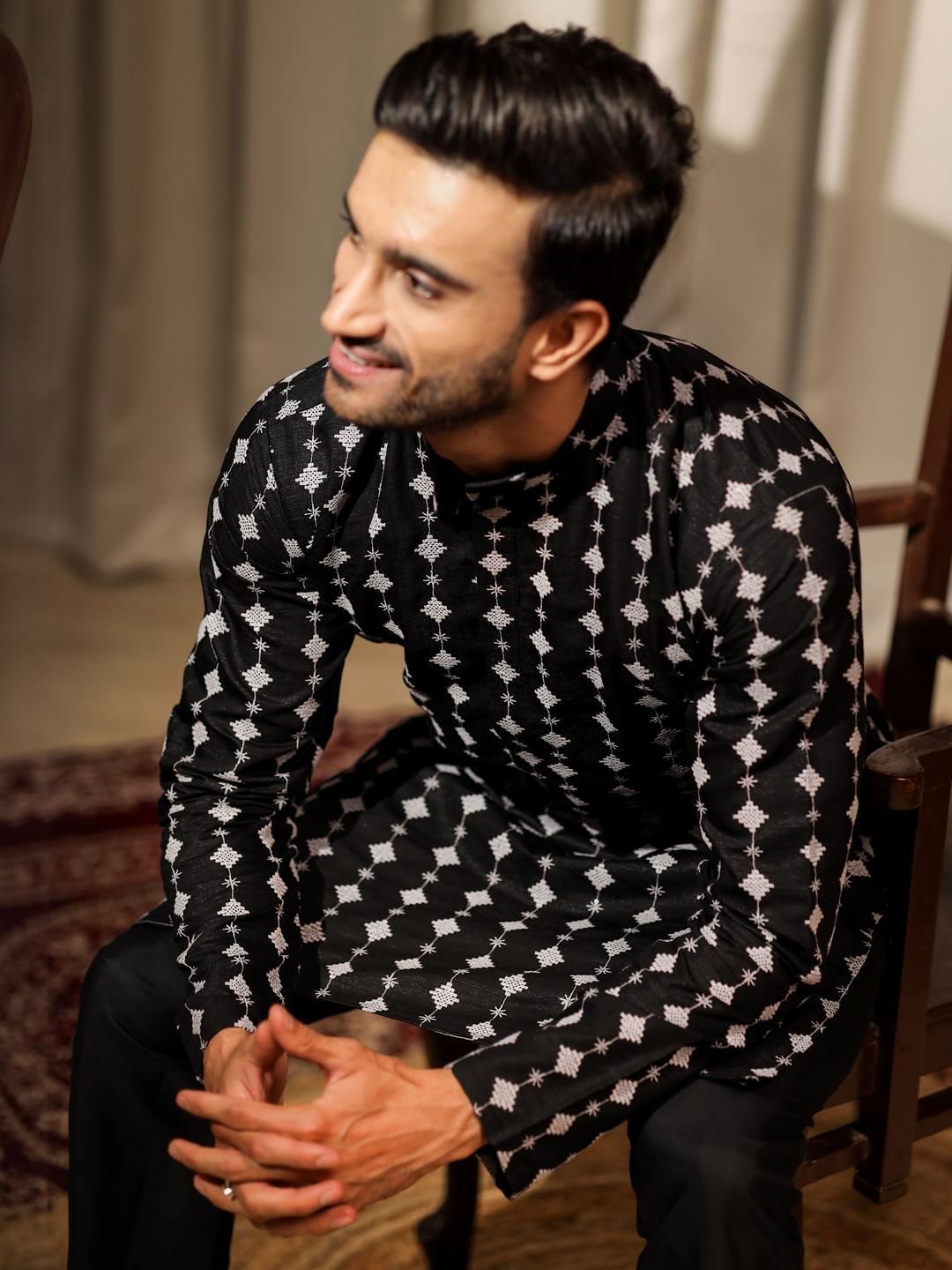 Rawayi Geometric Printed Mandarin Collar Straight Kurta-picture-33