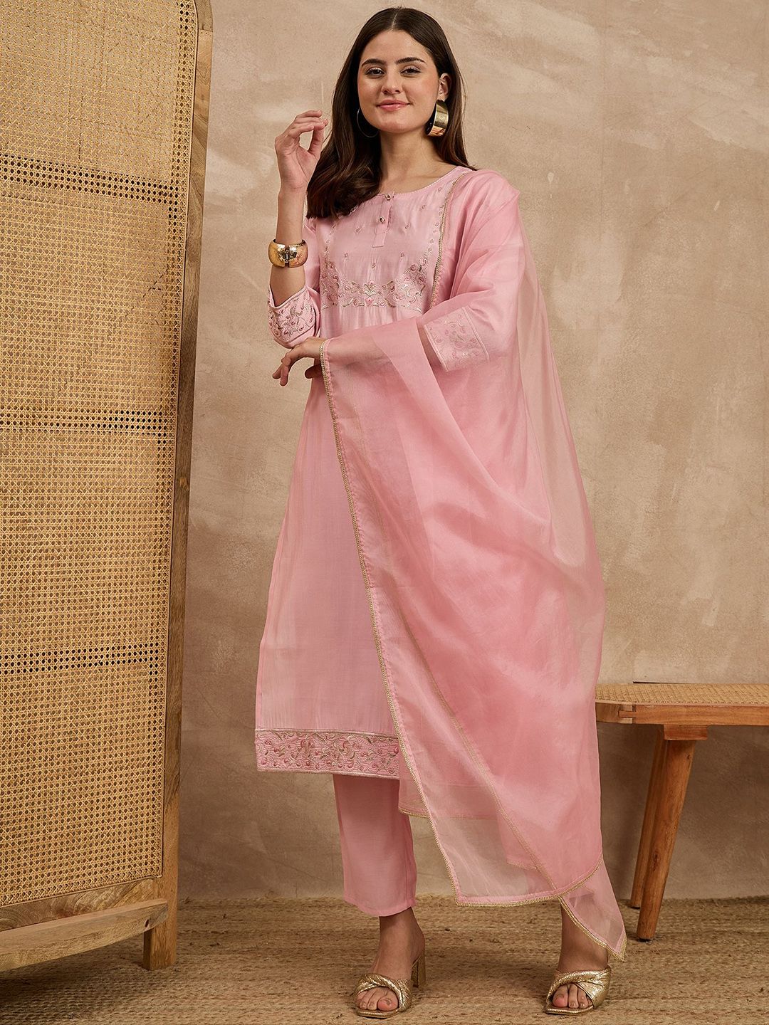 HERE&NOW Women Ethnic Motifs Embroidered Thread Work Kurta with Trousers &  Dupatta