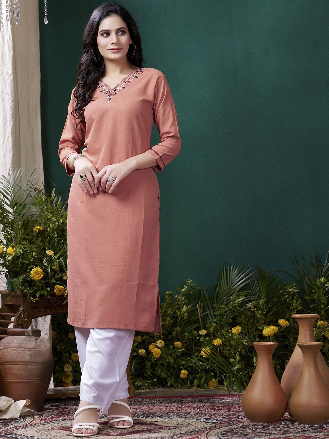 DIVASTRI Floral Yoke Design V-Neck Gotta Patti Pure Cotton Straight Kurta With Trousers-image-33