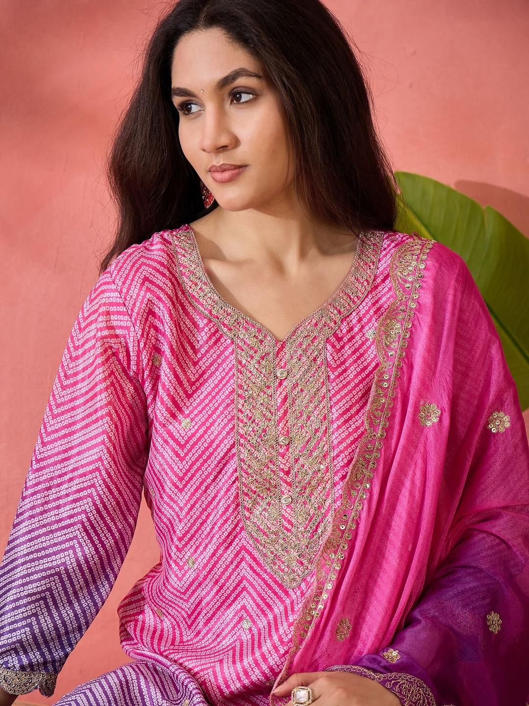 Maroosh Women Chevron Striped Kurta with Trousers & Dupatta