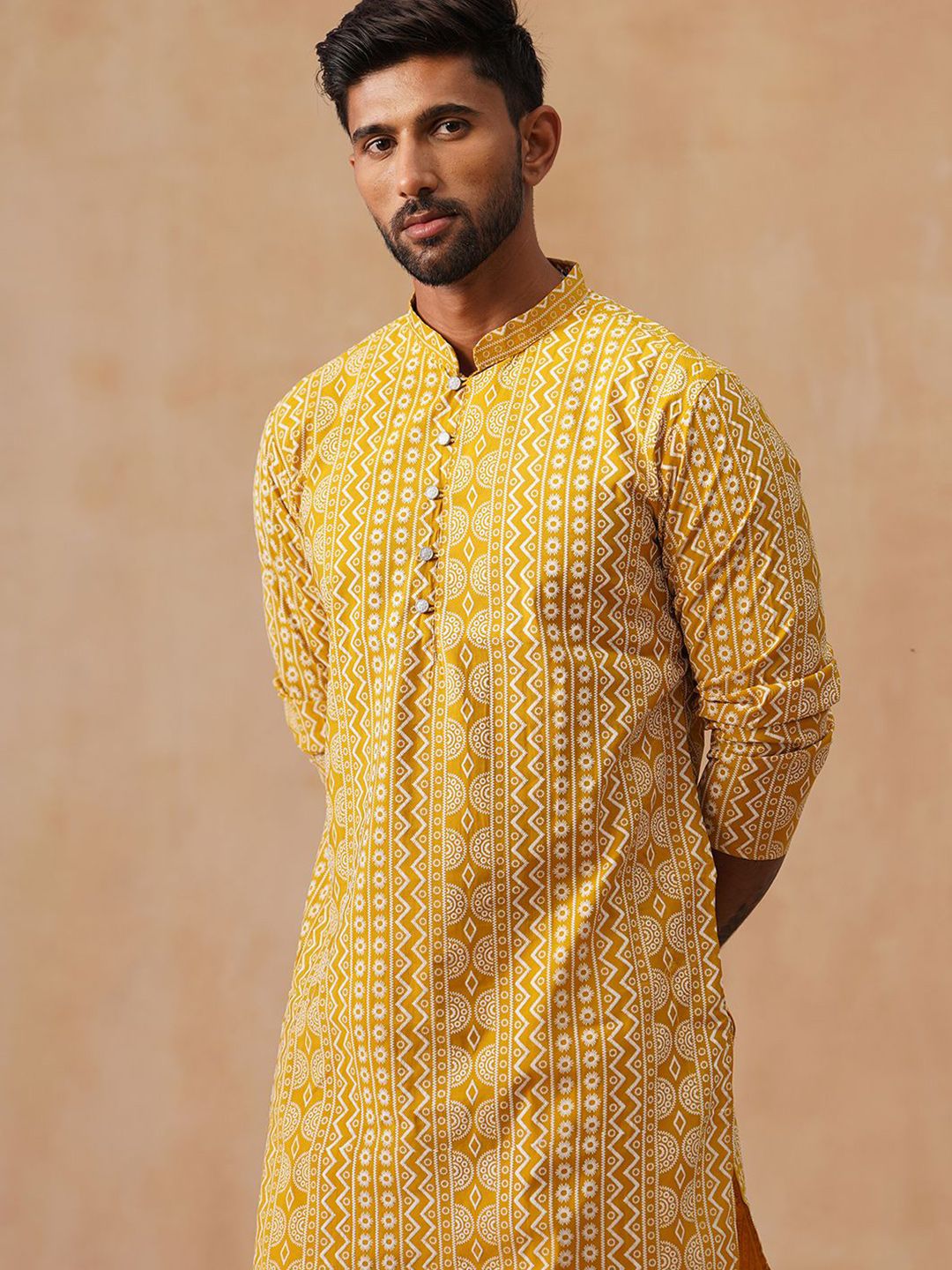 Jompers Men Geometric Embroidered Chikankari Kurta-picture-40