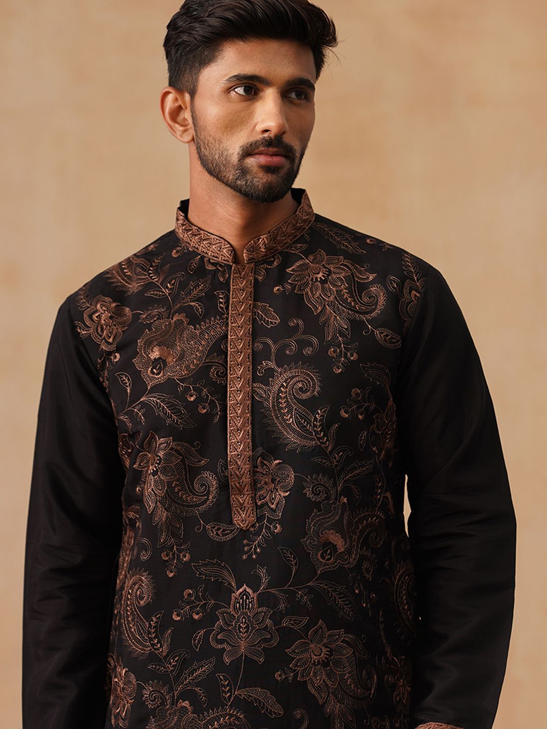 Jompers Men Paisley Printed Festive Silk Straight Kurta-picture-22