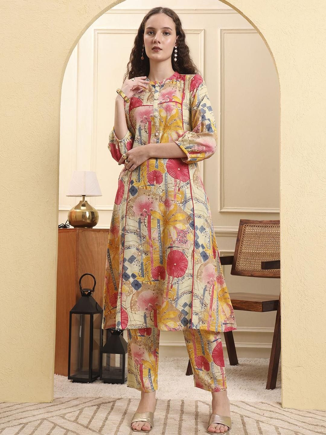 Yufta Floral Printed Linen Mandarin Collar A-Line Kurta With Trousers