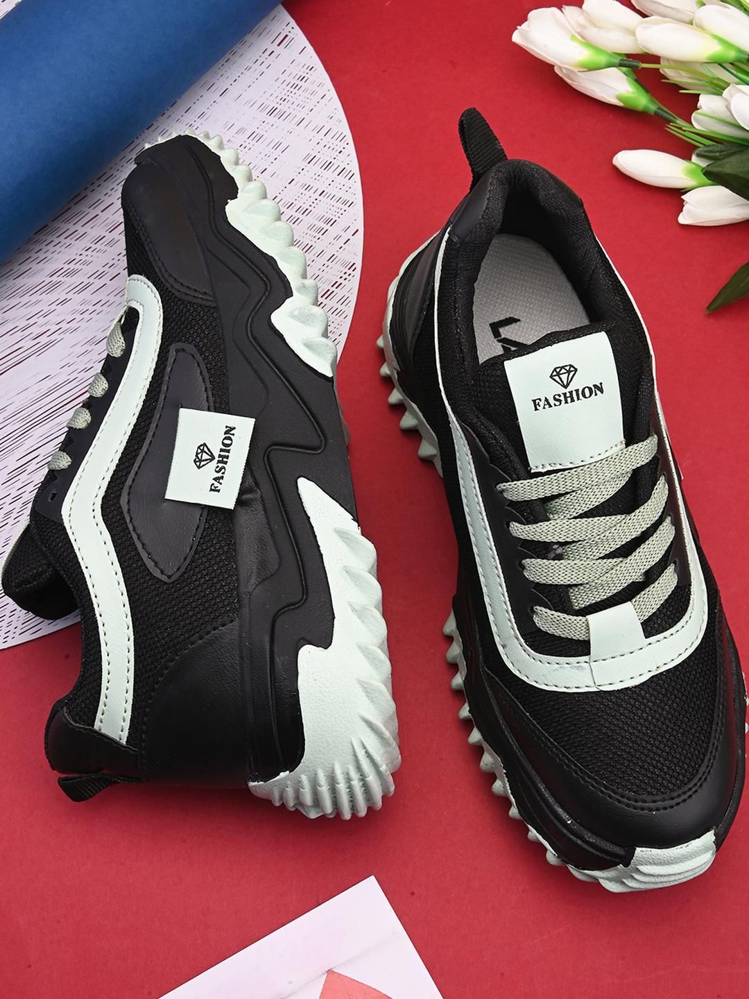 LAVISTA Women Printed Lightweight Sports Shoes-image-33