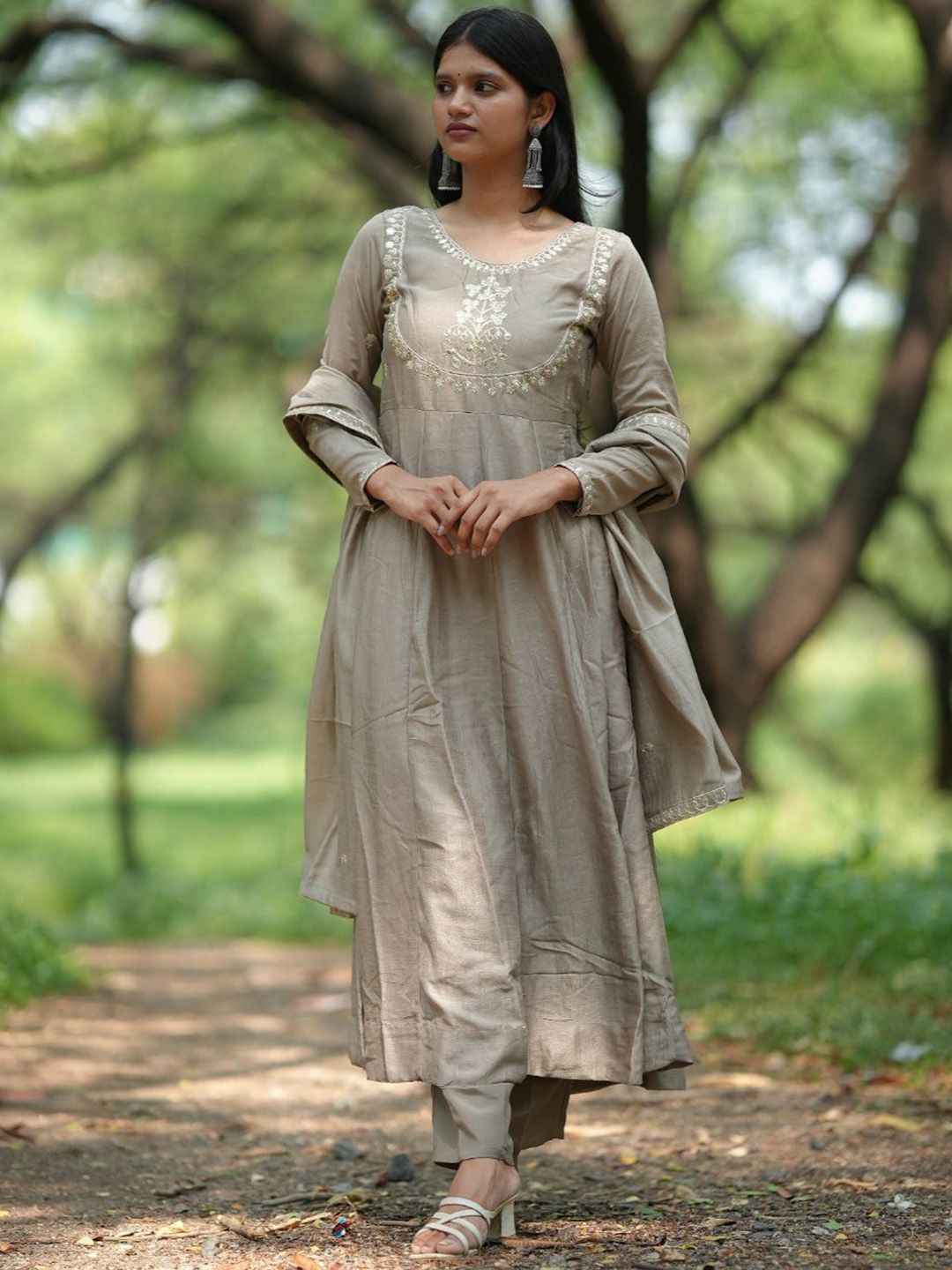 MOKOSH Women Ethnic Motifs Embroidered Anarkali Kurta with Trousers & Dupatta