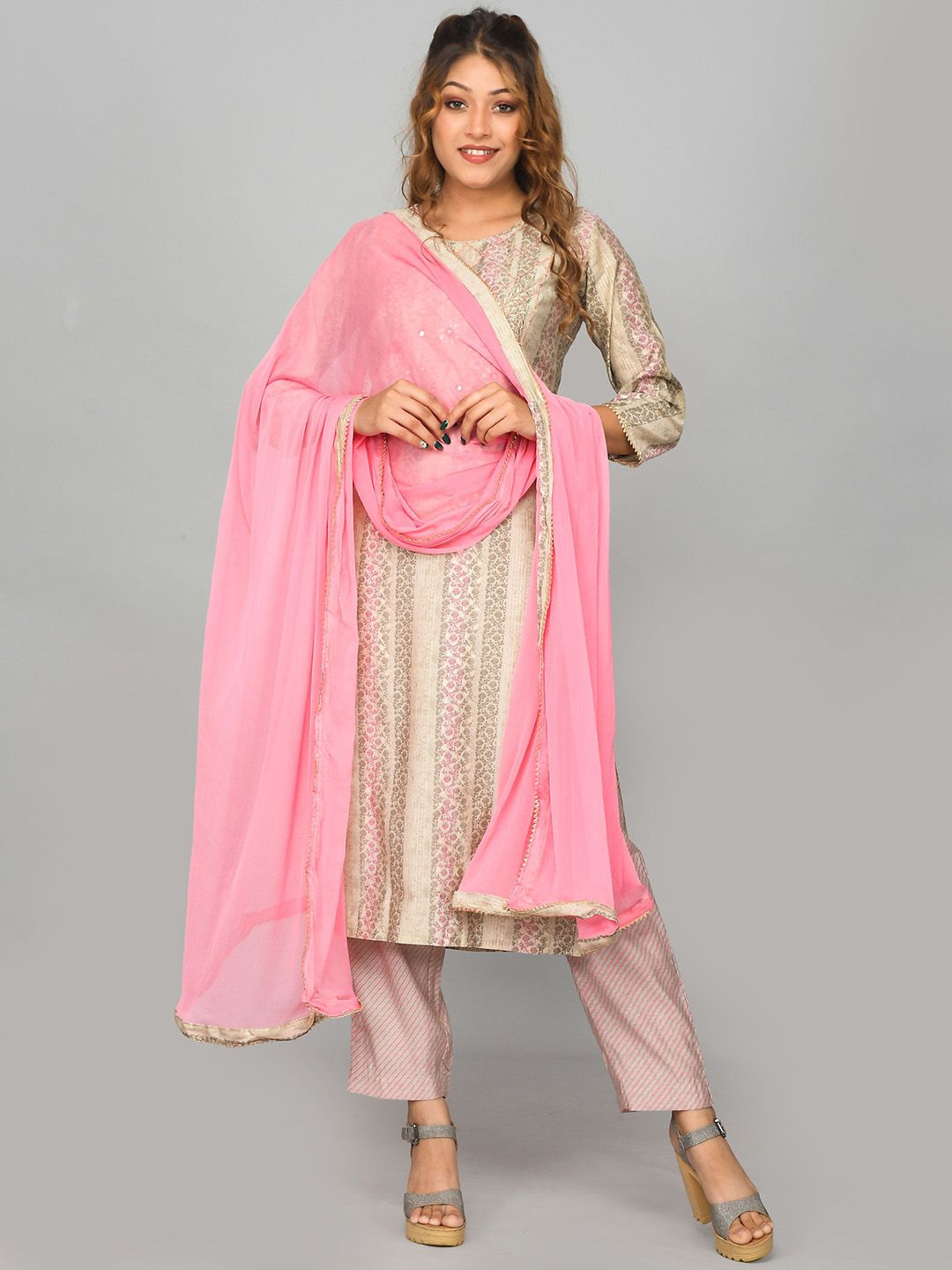 BAESD Women Ethnic Motifs Printed Kurta with Trousers & Dupatta