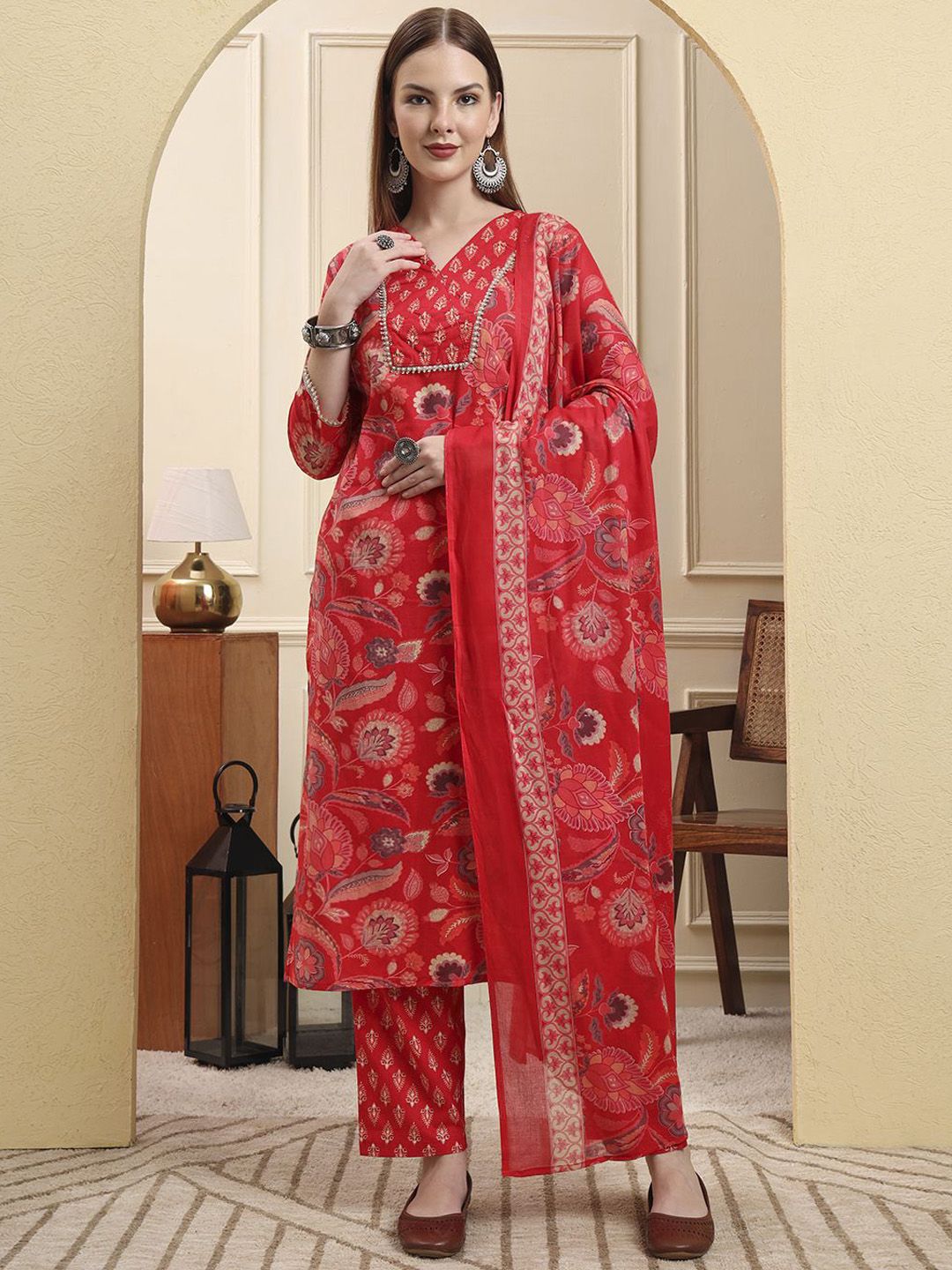 Yufta Floral Printed Pure Cotton V-Neck Straight Kurta With Trousers & Dupatta