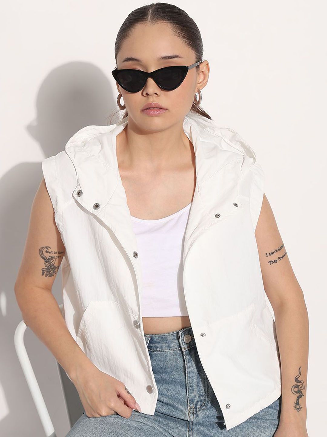 SHOWOFF Women Hooded Solid Casual Gilet