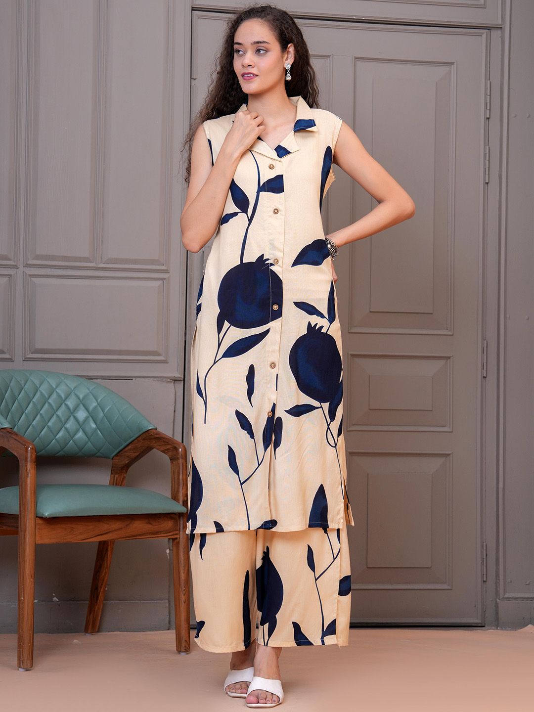 HIGHLIGHT FASHION EXPORT Women Floral Printed Kurta with Palazzo