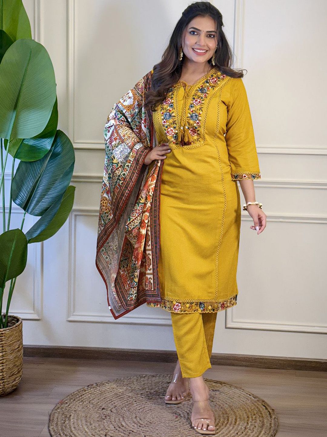 THE52 Floral Yoke Design V-Neck Straight Kurta With Trousers & Dupatta