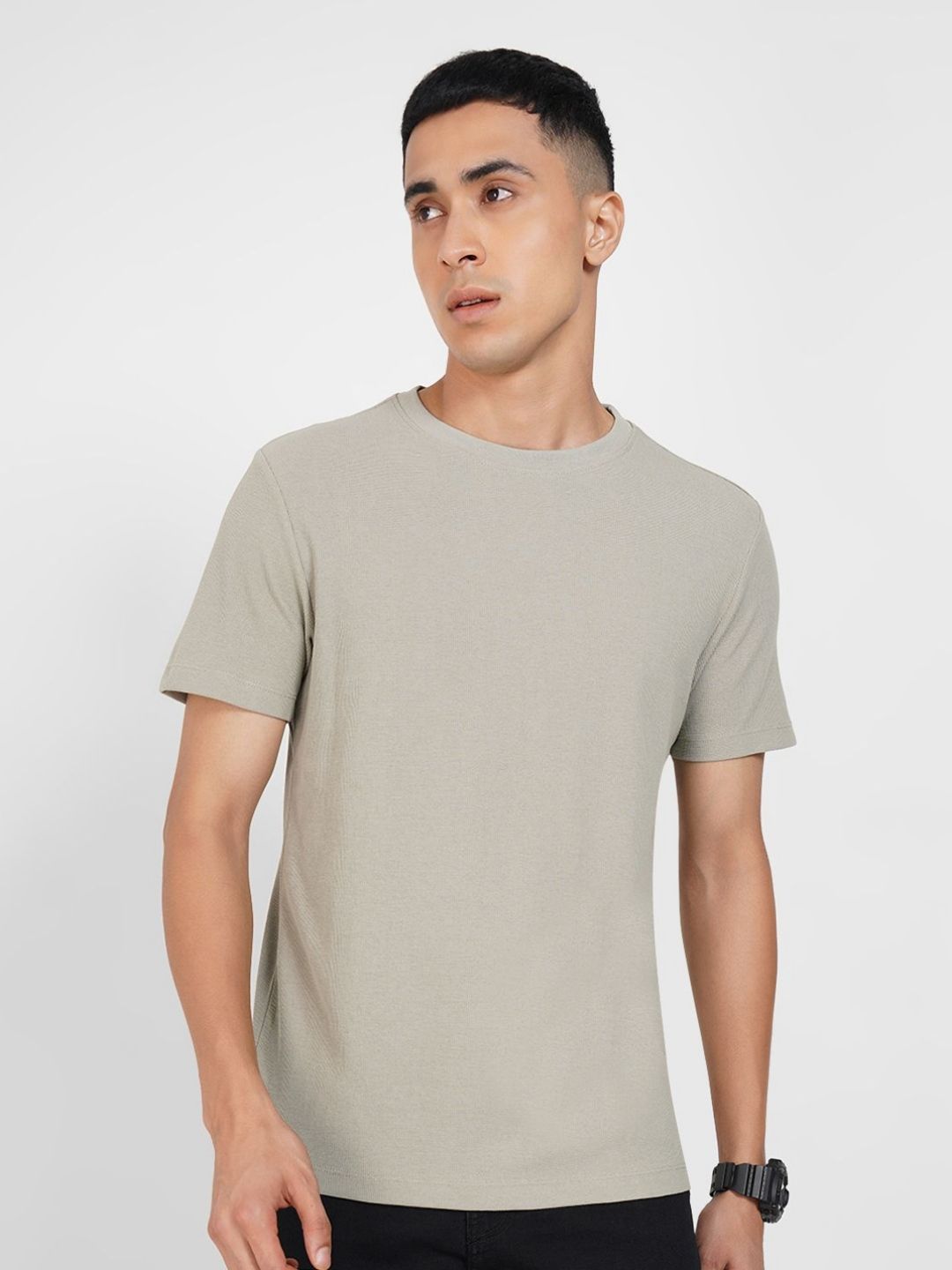 SF JEANS by Pantaloons Men Solid Round Neck T-shirt-picture-37