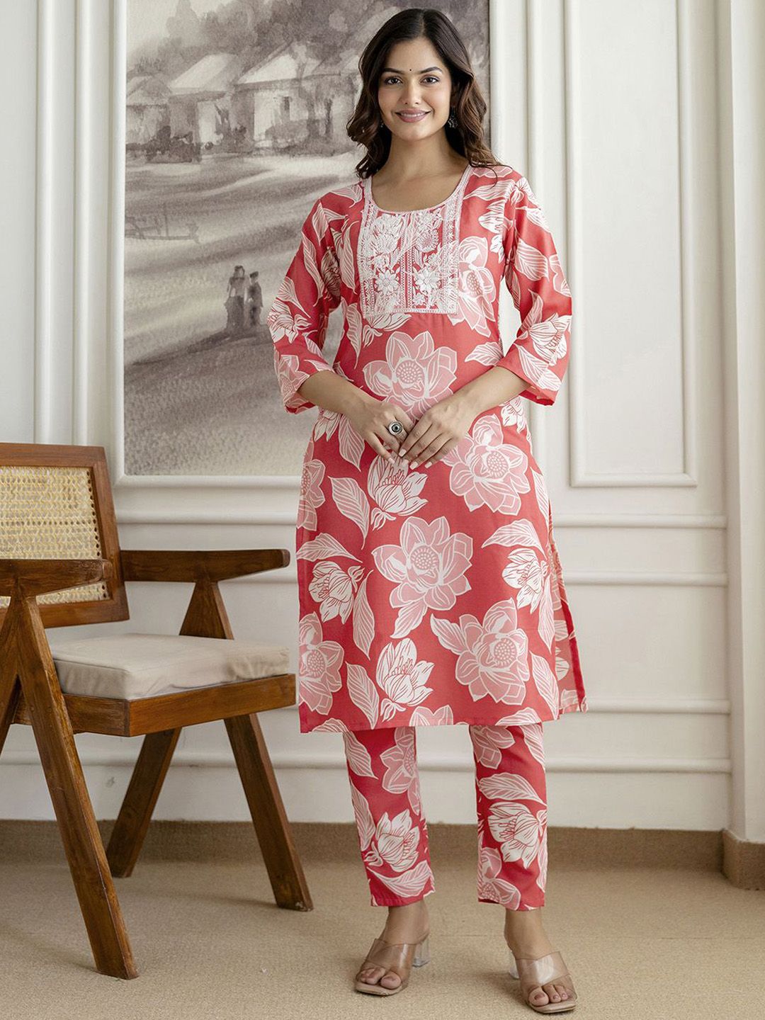 Trendmalls Women Floral Printed Kurta with Trousers
