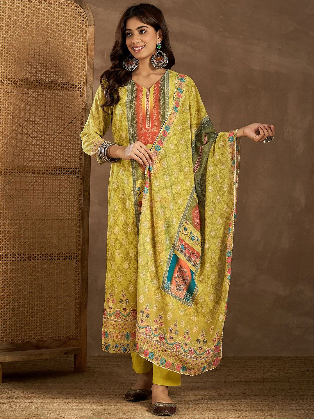 Inddus Floral Printed Straight Kurta With Trousers & Dupatta