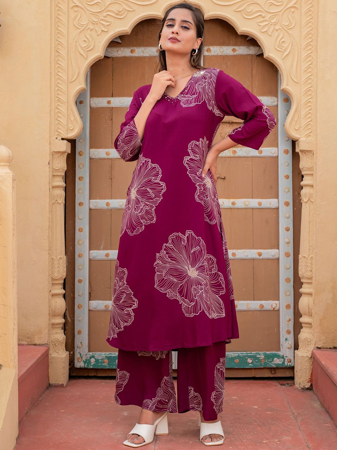 Juniper Women Floral Printed Kurta with Palazzo