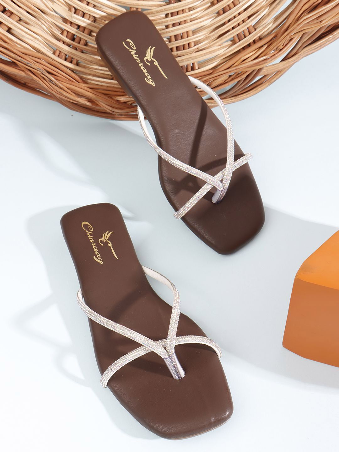 CHINRAAG Women Embellished T-Strap Flats-image-22