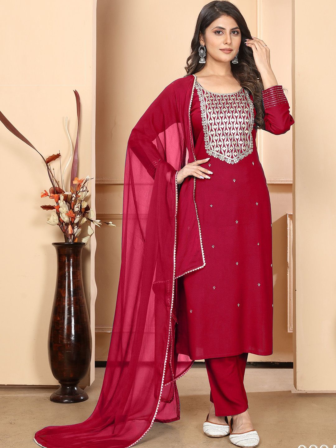 DIVASTRI Women Ethnic Motifs Embroidered Sequinned Kurta with Trousers & Dupatta-picture-33