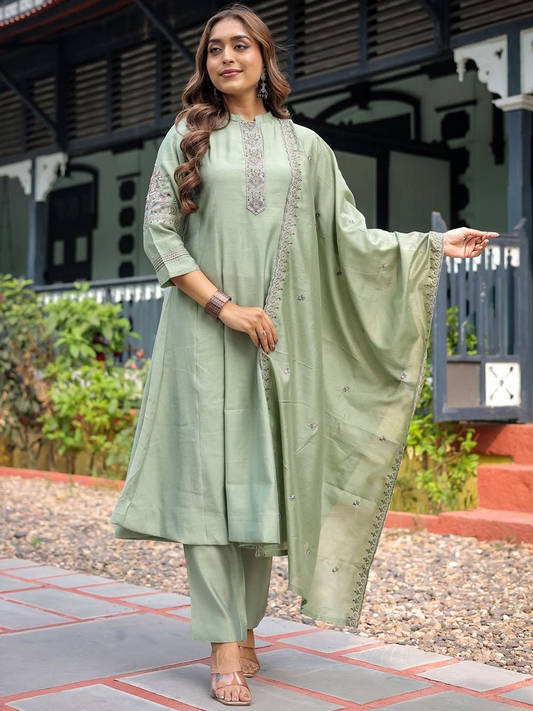 KALINI Women Floral Embroidered Regular Thread Work Kurta with Trousers & Dupatta