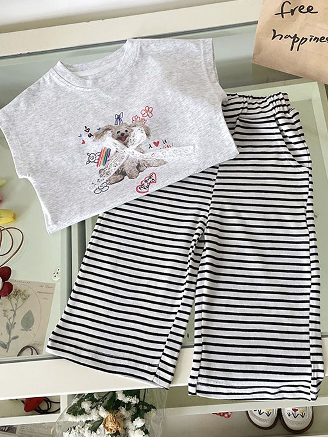 LULU & SKY Girls Printed Night suit-picture-34