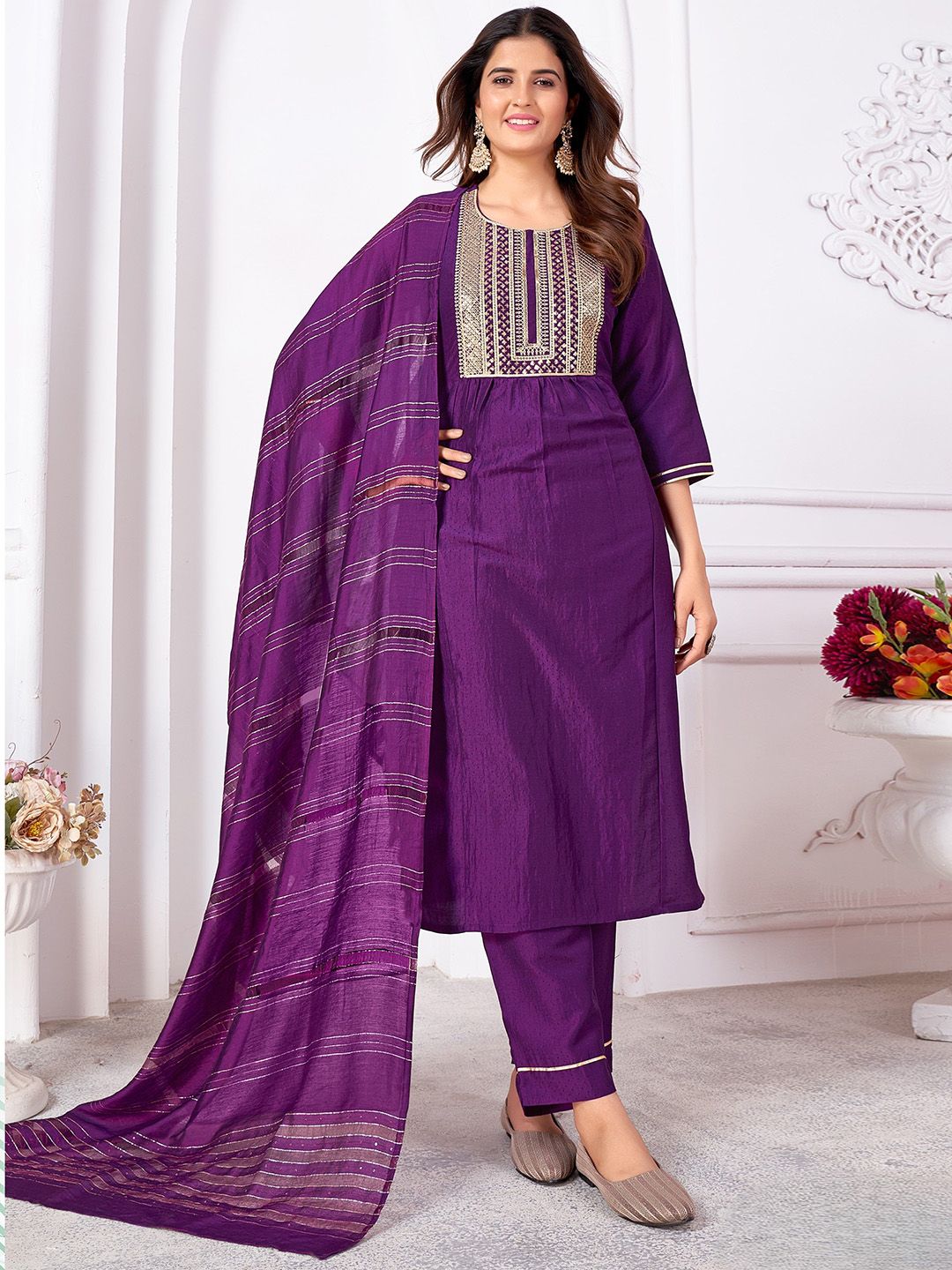 DIVASTRI Women Embroidered Regular Sequinned Kurta with Trousers & Dupatta-picture-19