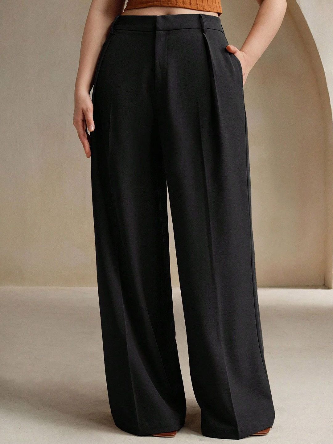 Chemistry Women Relaxed Pleated Trousers-picture-32