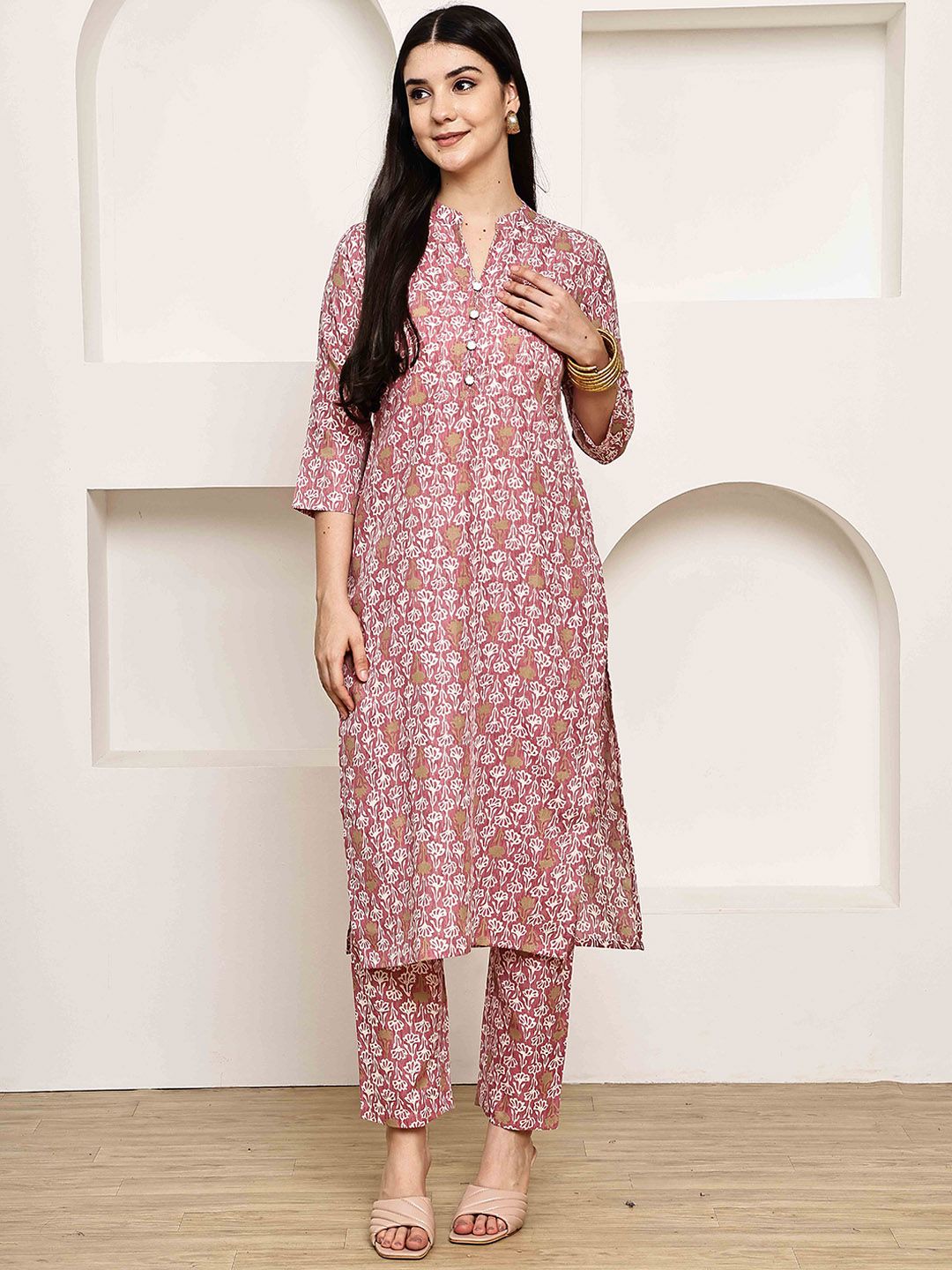 Rajnandini Printed Cotton Mandarin-Neck Tunic With Trousers Co-Ords-picture-39