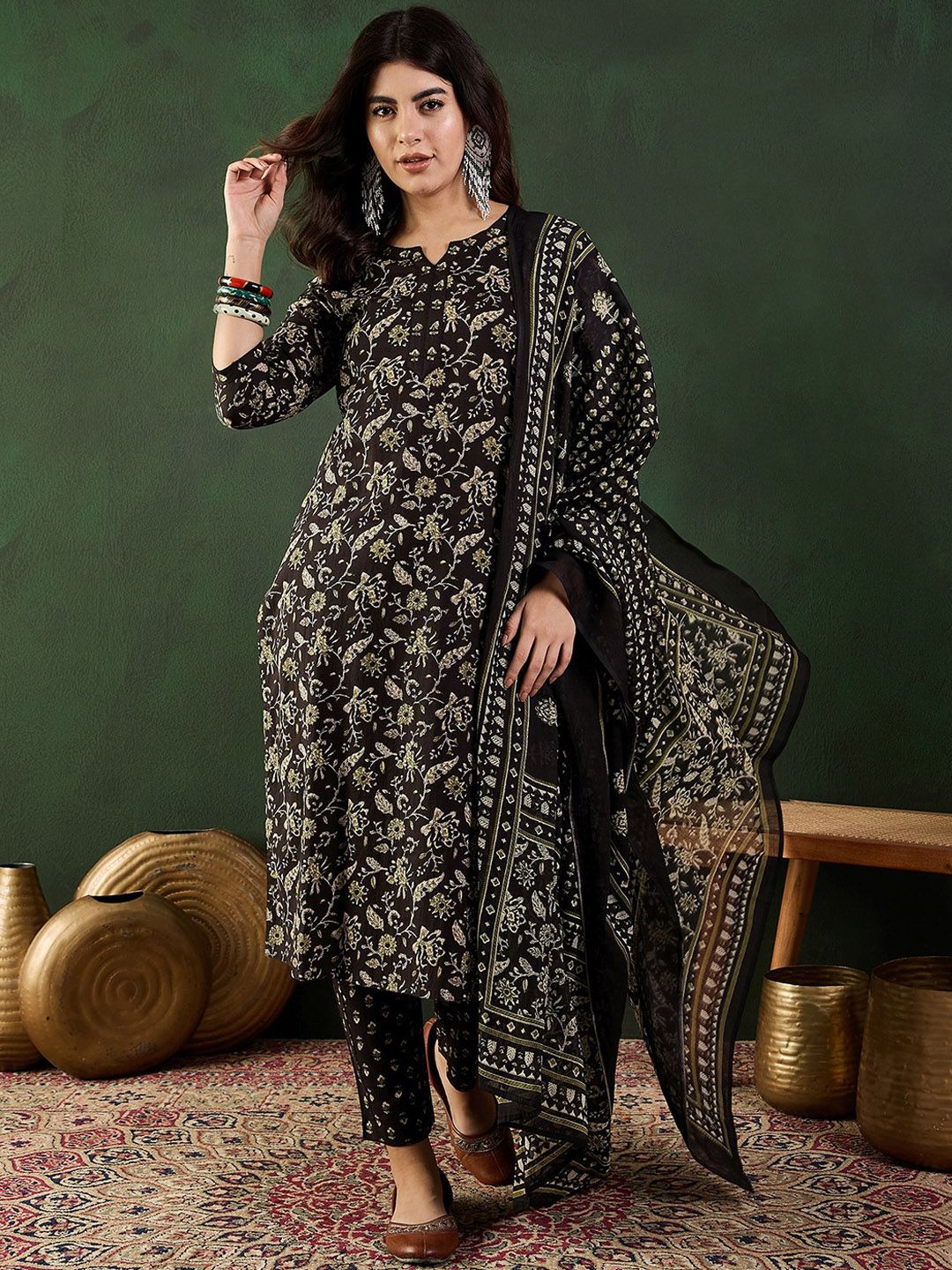 Vastramyaa Women Floral Printed Pure Cotton Kurta with Trousers & Dupatta