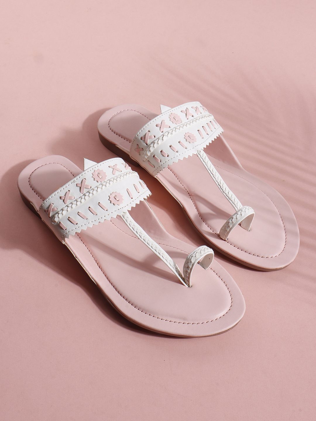 Try Me Women Ethnic One Toe Kolhapuri Flats-picture-47