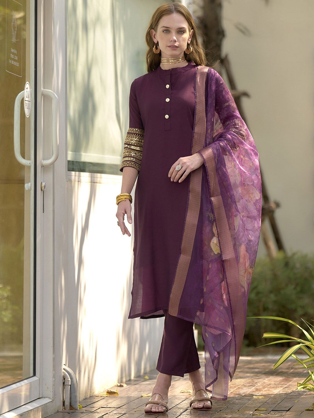 Ishin Women Embroidered Regular Kurta with Trousers & Dupatta