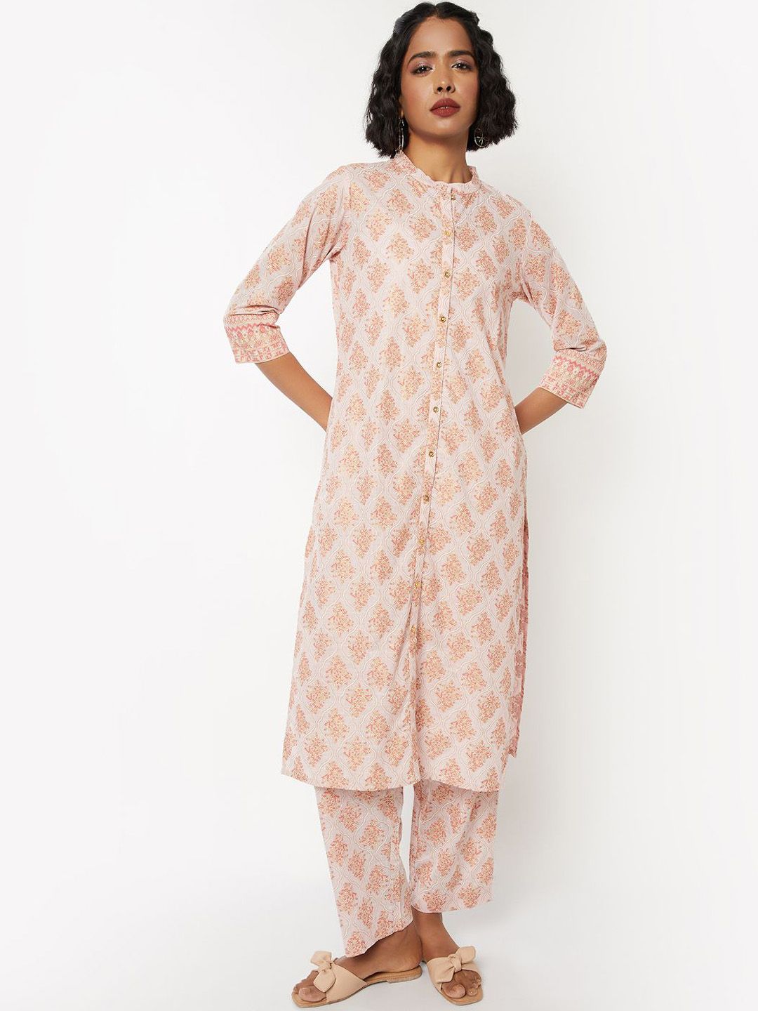 max Ethnic Motifs Printed Mandarin Collar Straight Kurta With Trousers