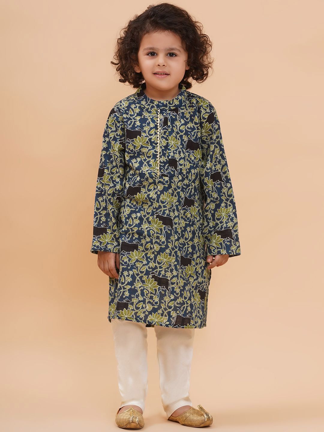 PICCOLO Boys Floral Printed Mandarin Collar Pure Cotton Kurta With Trousers-picture-22