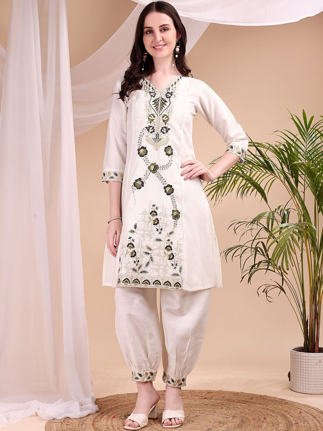 Granthva Fab Ethnic Motifs Embroidered A Line Thread Work Kurta With Trousers