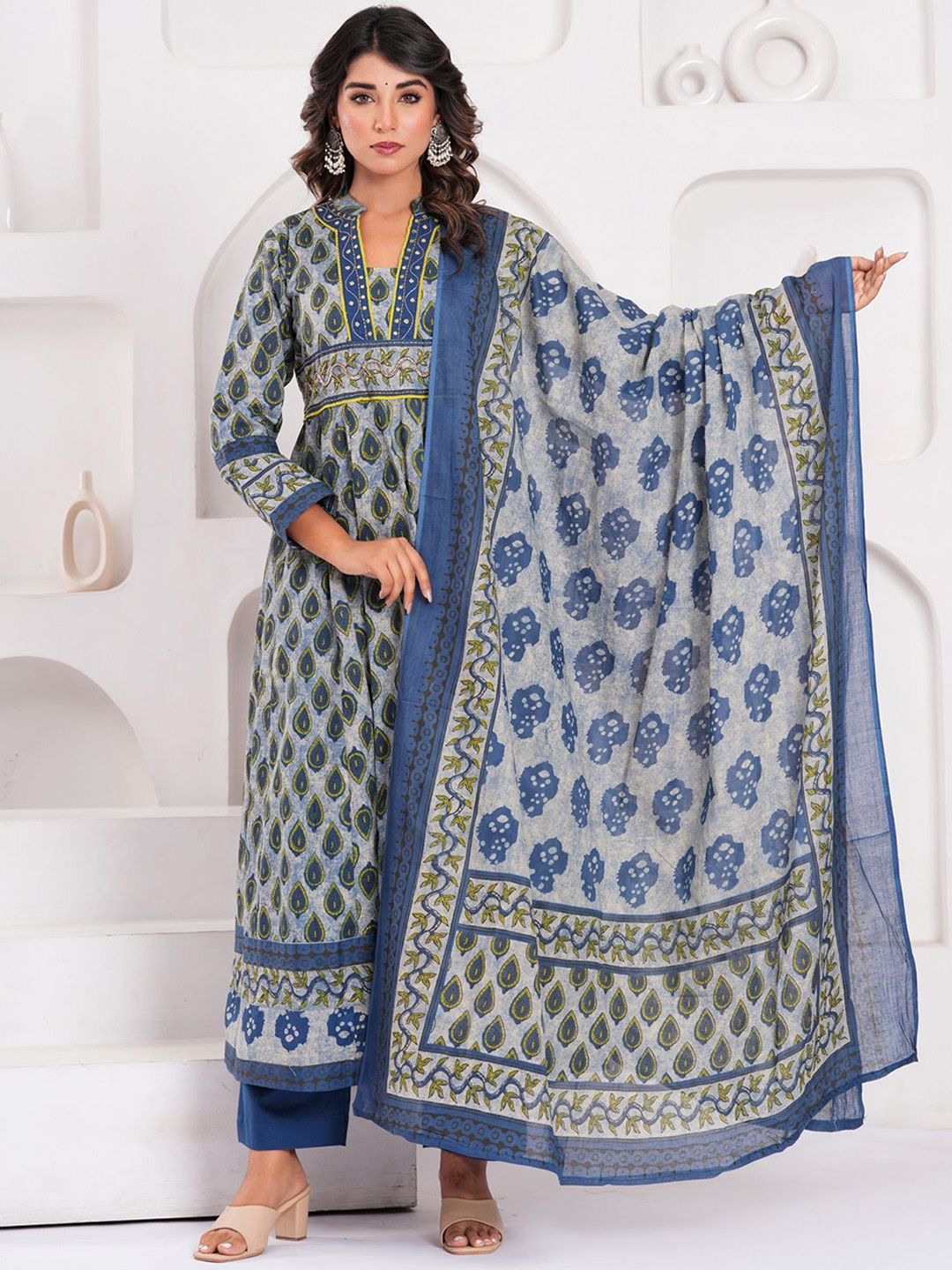 Kanahari Women Ethnic Motifs Printed Pure Cotton Anarkali Kurta & Trousers With Dupatta