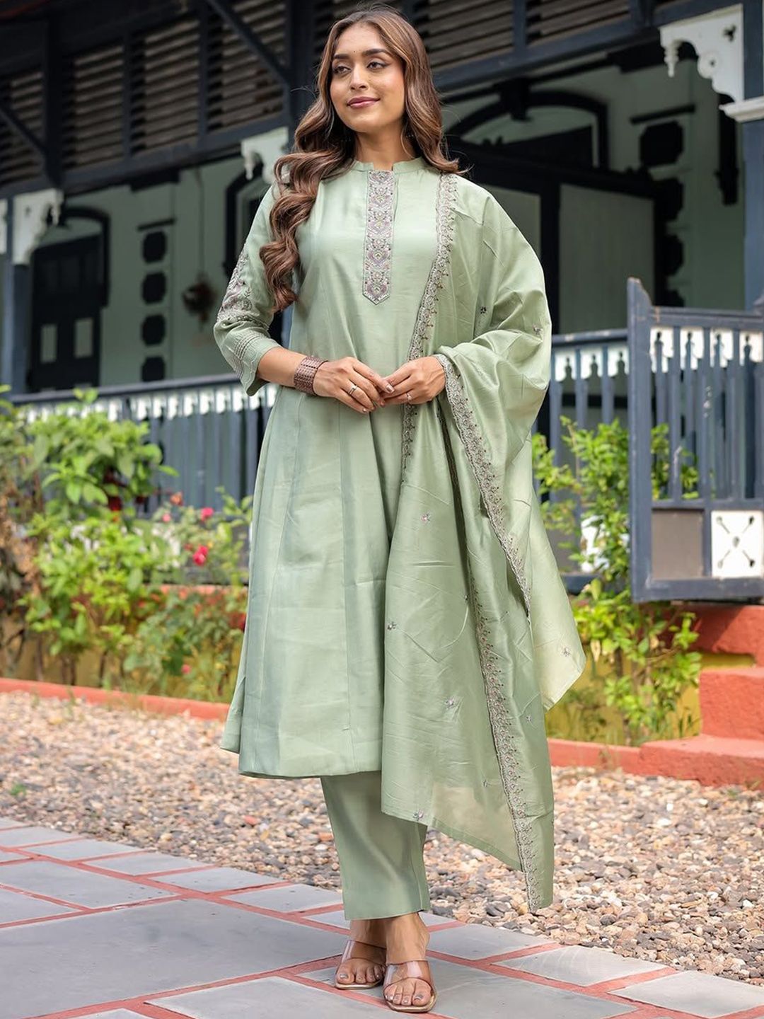 CREEPER Women Ethnic Motifs Embroidered Sequinned Kurta with Trousers & Dupatta