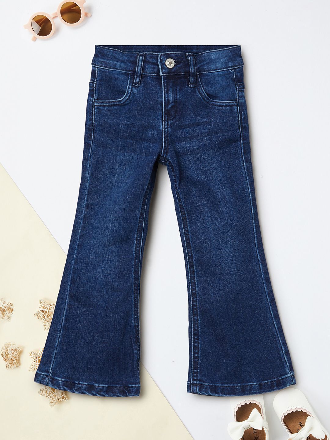 max Girls Regular Fit Mid-Rise Light Fade Jeans-picture-35