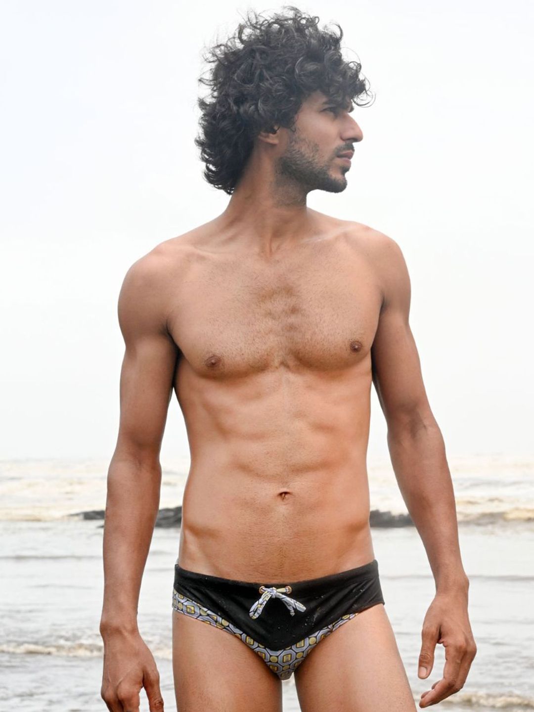 TROVE - 365 Days of Summer Cut & Sew Two-Tone Swim Briefs with Geo Wave Print-picture-33