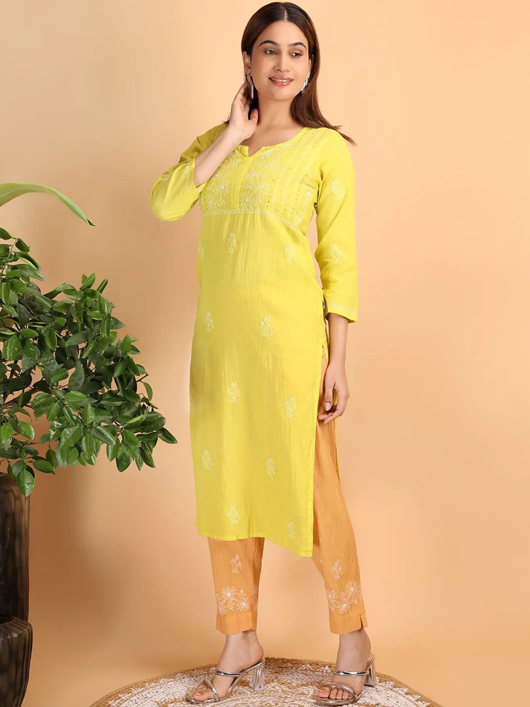 SHWET Women Floral Embroidered Regular Sequinned Pure Cotton Kurta with Trousers