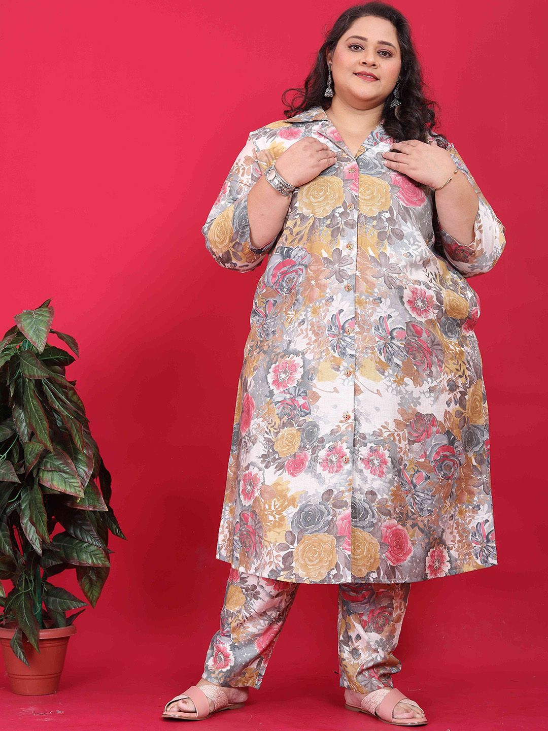 DIVASTRI Floral Printed A Line Kurta With Trousers