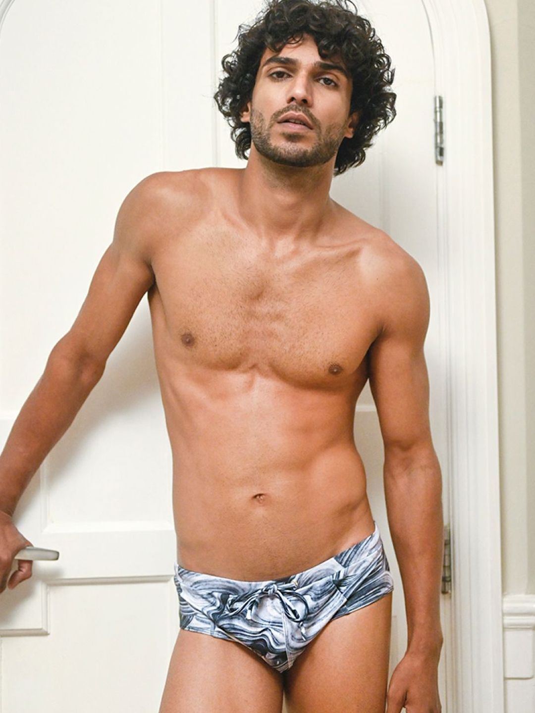 TROVE - 365 Days of Summer Basic Swim Briefs with Contoured Sand Print-picture-25